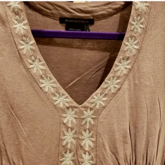 BCBG Max Azria Soft Brown Detailed Tunic Top. Sz M - Picture 2 of 9